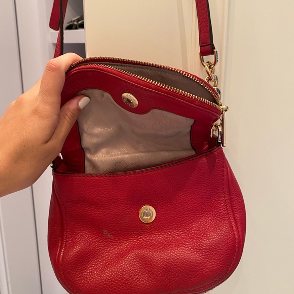 Michael Kors purse - Picture 2 of 3